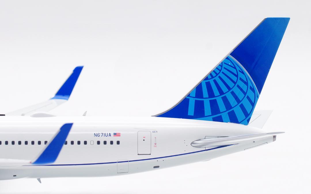 B767-300