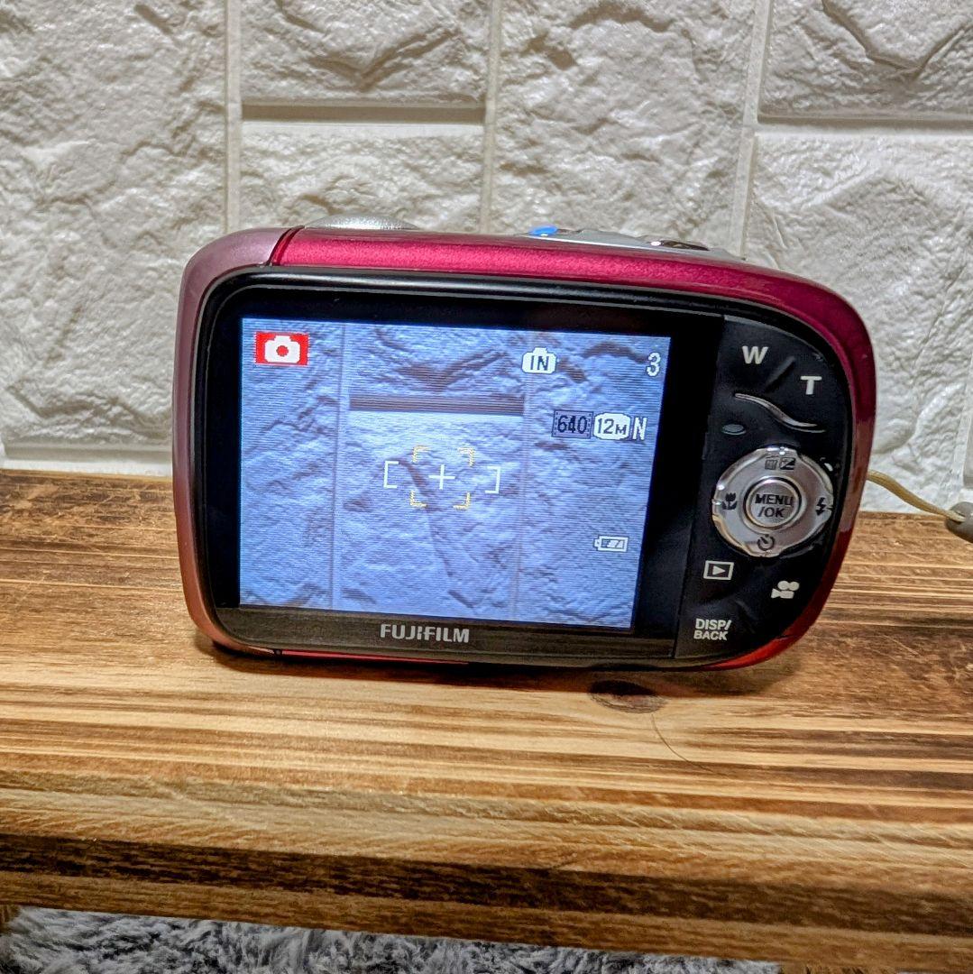 【美品】フジフィルム　FinePix　XP10 デジカメ　ピンク　動作確認済
