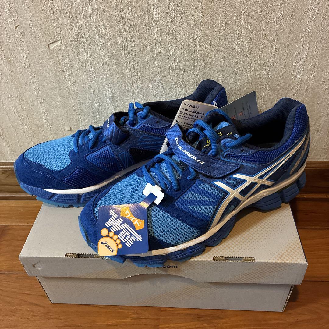 アシックス　ランニングシューズ　新品