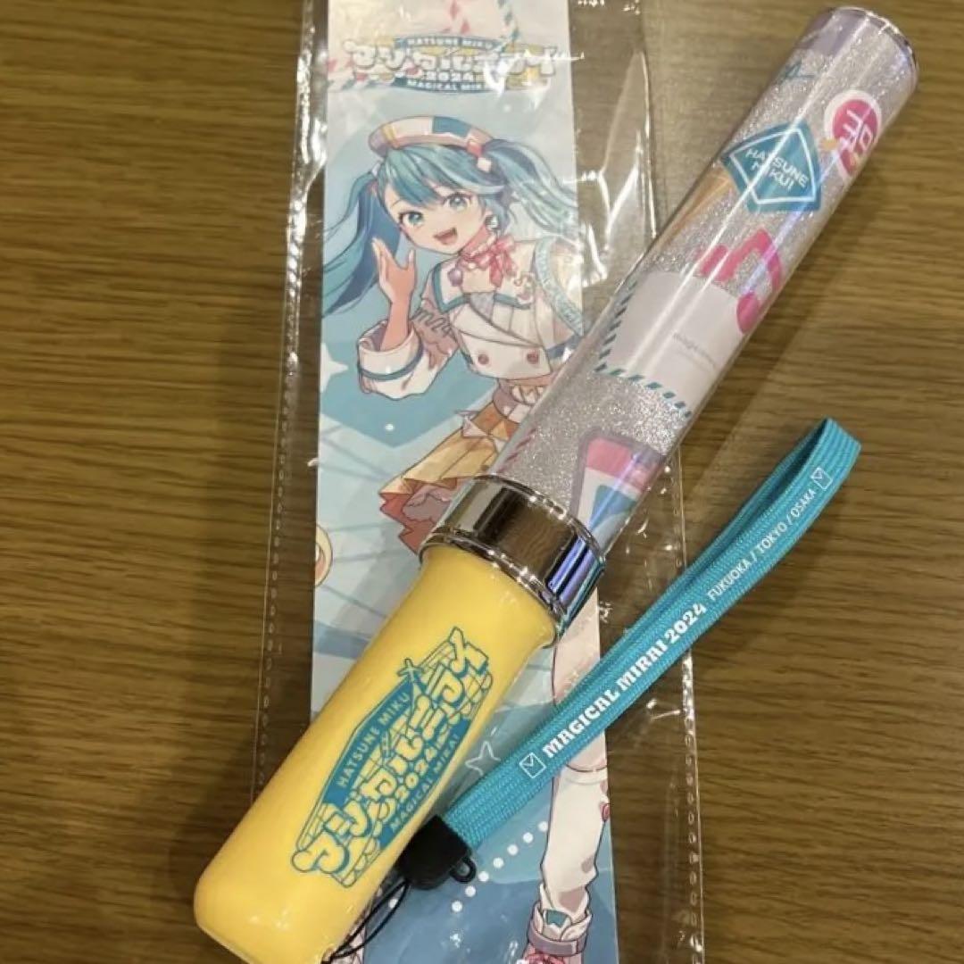 【美品】マジカルミライペンライト 2023 2024 ペンペン✨次のミライへ✨️ on X: 