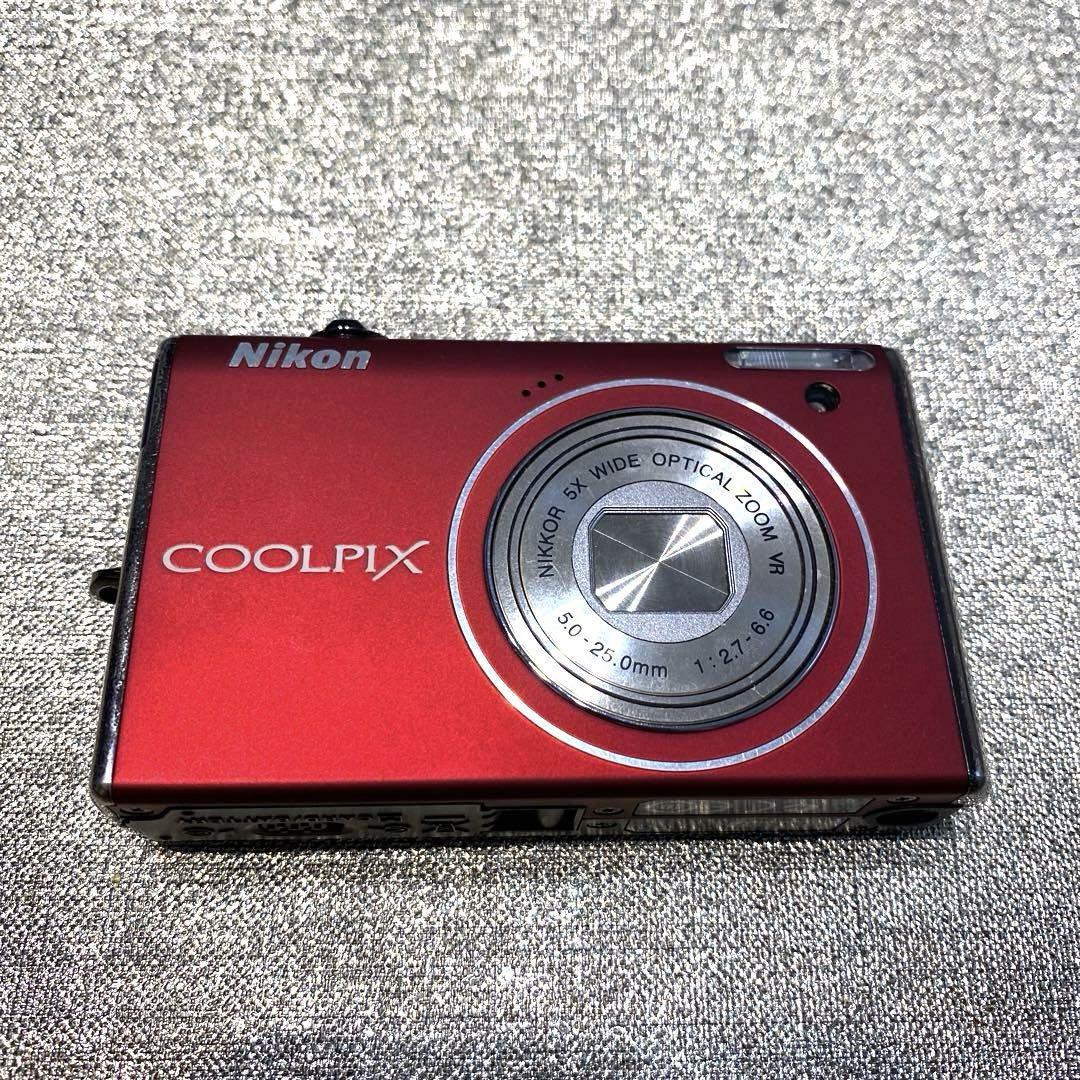 Nikon COOLPIX S640 レッド 本体・バッテリー・充電器