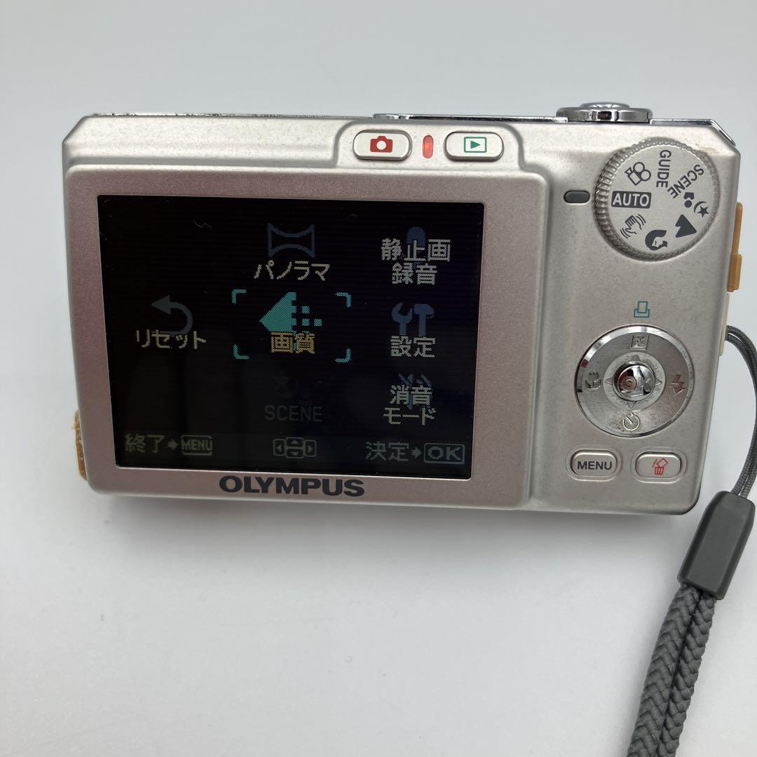 オリンパスデジタルカメラ　FE-220D 稼働品