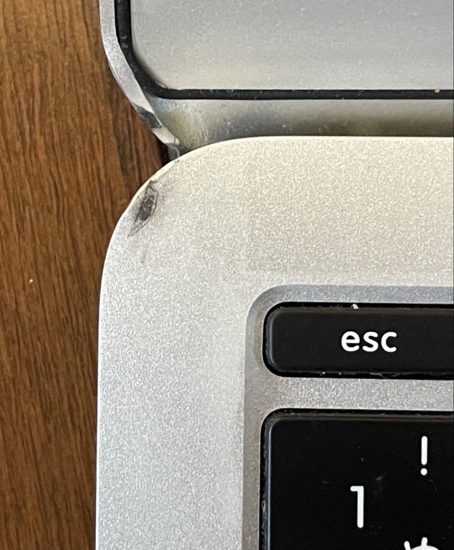 MacBook本体 Apple MacBook Air 11inch early2015 8/512
