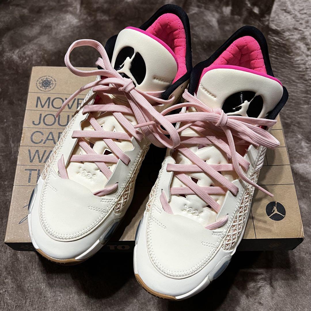 NIKE エアジョーダン 38 low バッシュ ホワイト/ピンク
