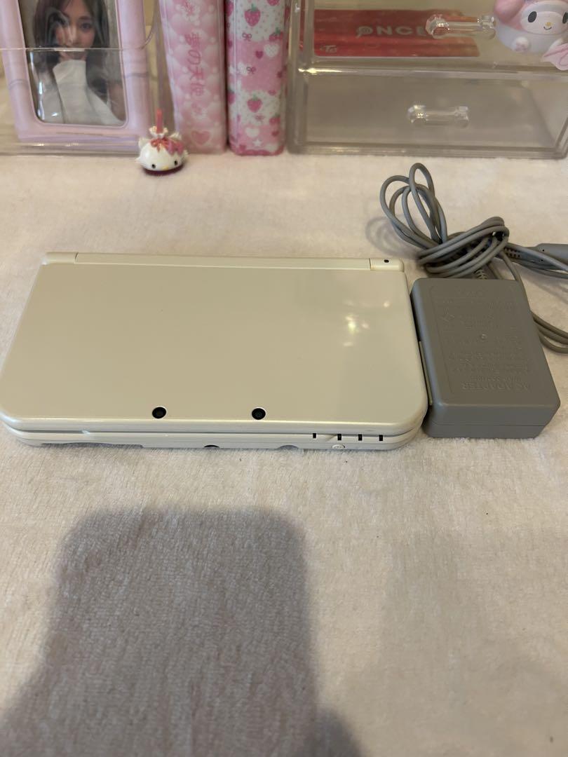 newNINTENDO3DSLLホワイト