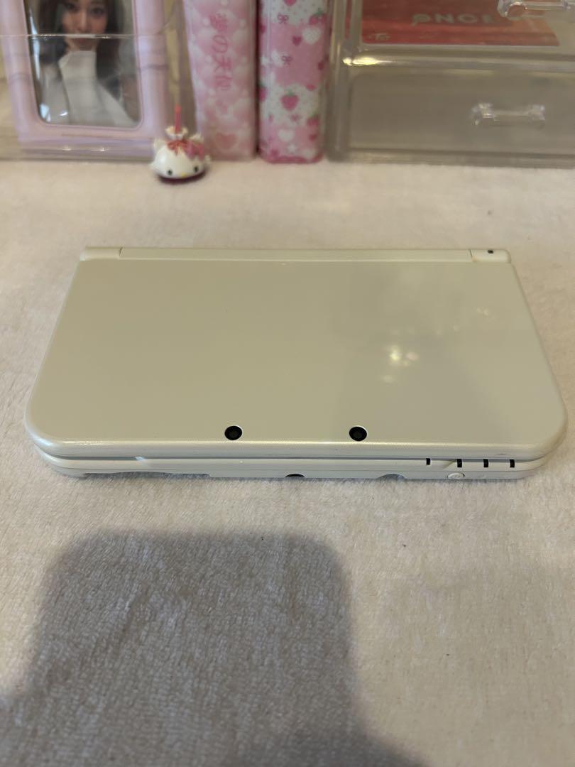 newNINTENDO3DSLLホワイト