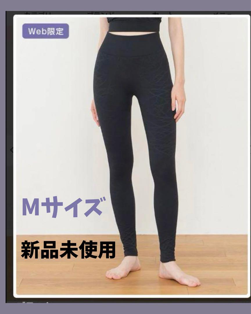 新品未使用　SUKALA ブラック アクティブレギンス Mサイズ
