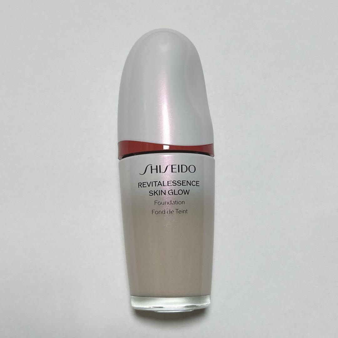 SHISEIDO エッセンススキングロウファンデーション 130 30ml