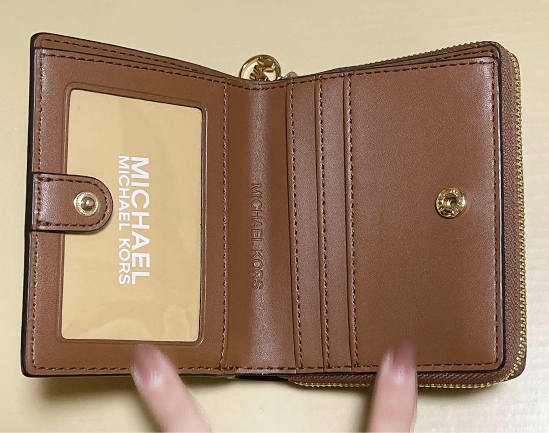 新品未使用 MICHAEL KORS ジップ チャームウォレット マイケルコース