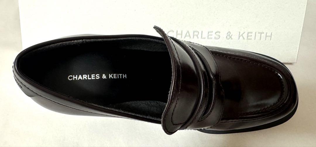 CHARLES&KEITH ペニーローファー パンプス バーガンディ 23.5