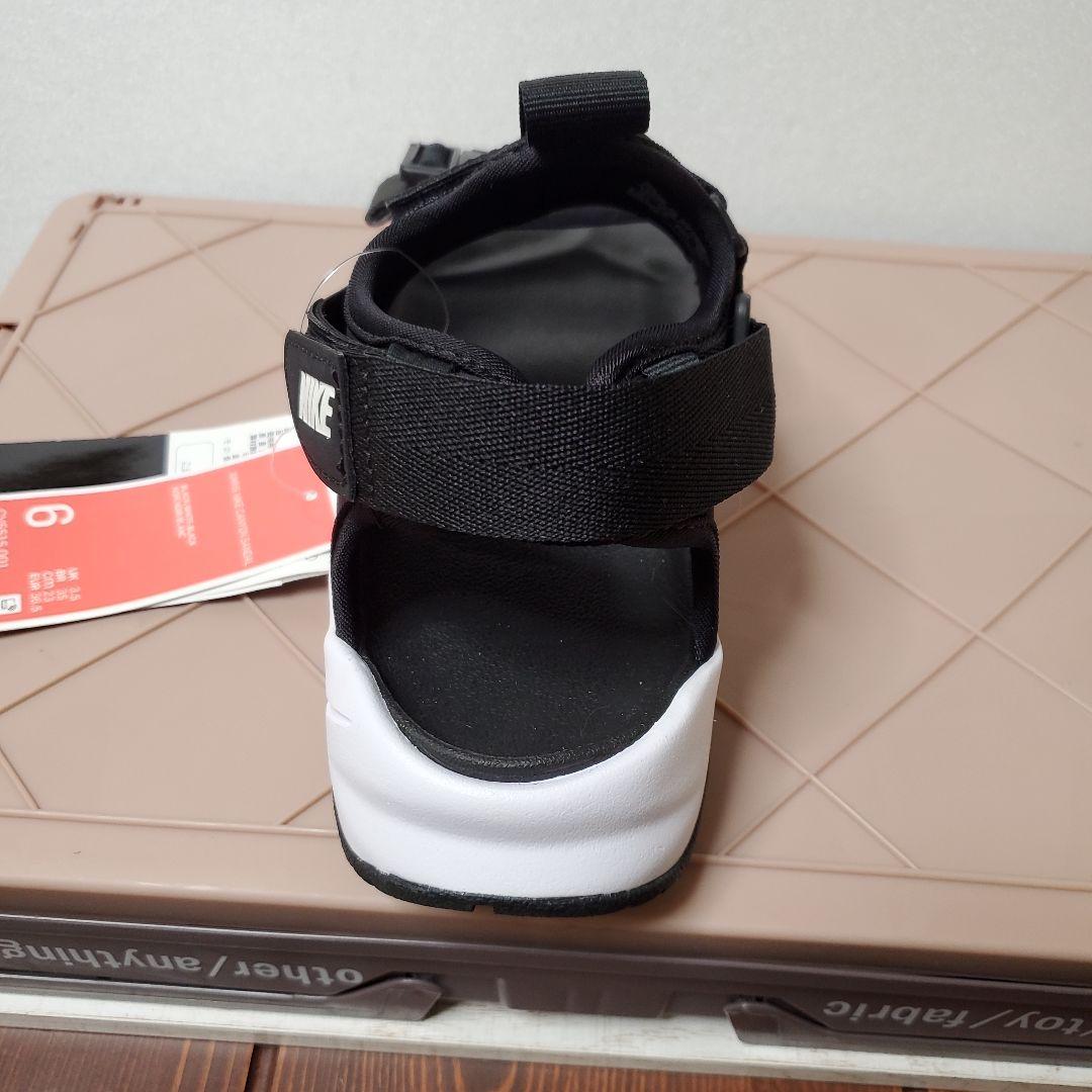新品／タグ付き／NIKE CANYON SANDAL／23cm