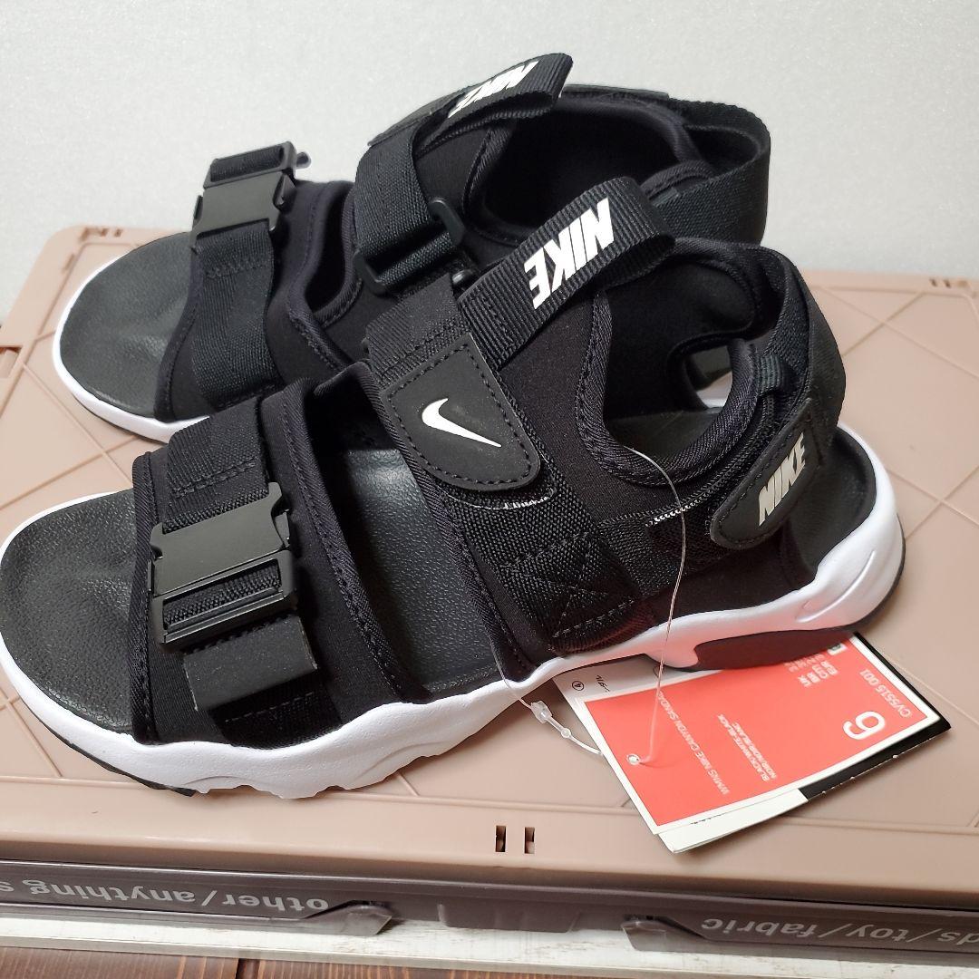 新品／タグ付き／NIKE CANYON SANDAL／23cm