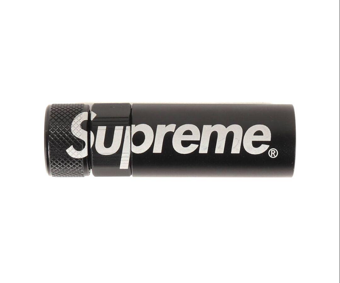 新品未開封 17FW Supreme × NITECORE ミニフラッシュライト
