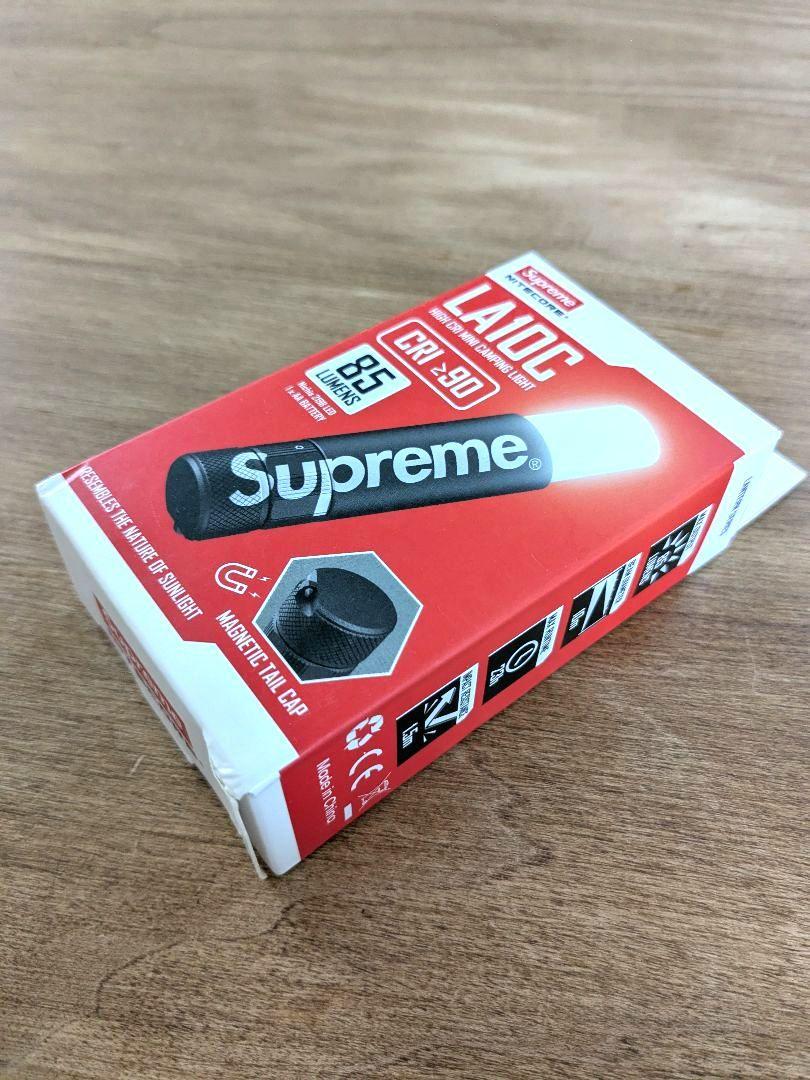新品未開封 17FW Supreme × NITECORE ミニフラッシュライト