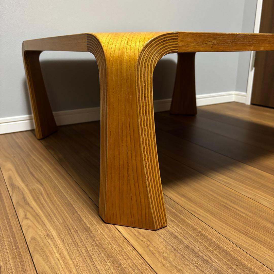 リビングテーブル