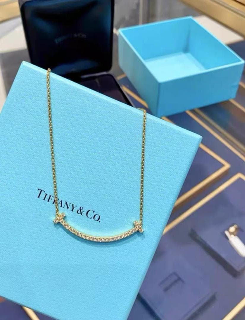 TIFFANYティファニー イエローゴールド スマイルネックレス
