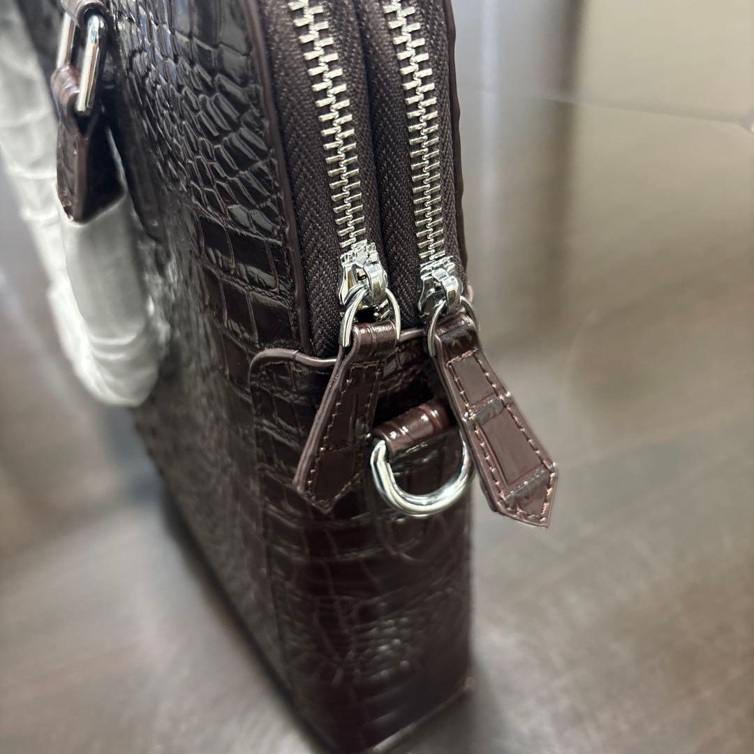 新品BOLINI/ボリーニ ショルダーバッグ クロコ型押し 新品BOLINI/ボリーニ ショルダーバッグ クロコ型押し