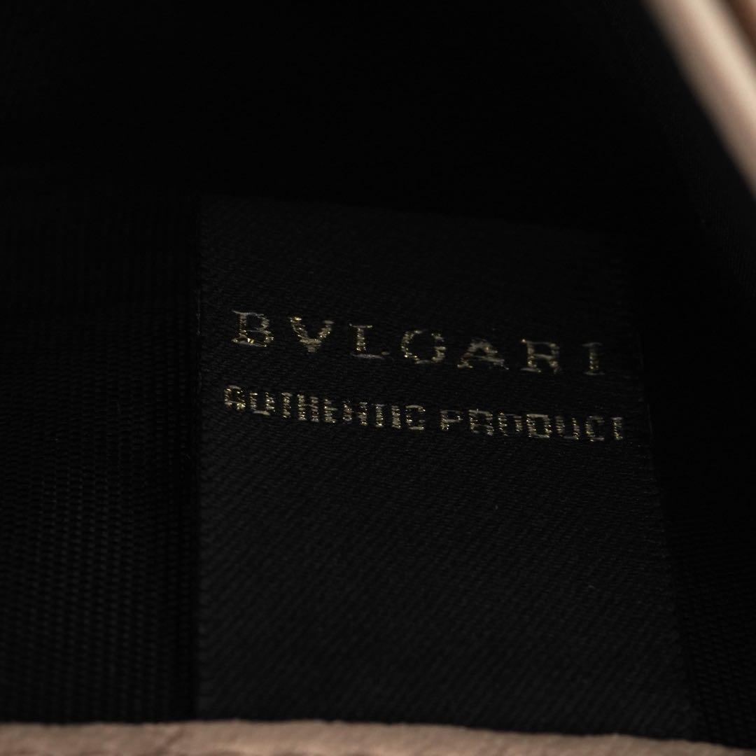 ✨未使用展示品・箱保証書付き✨　BVLGARI 長財布　ロゴマニア　ビーゼロワン