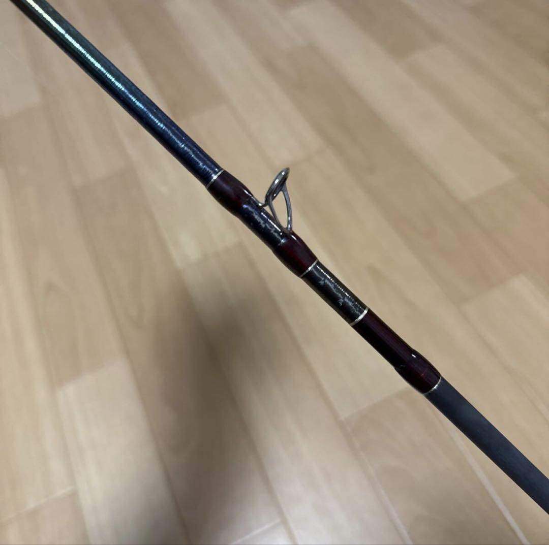 18ワールドシャウラ1832R-2 美品