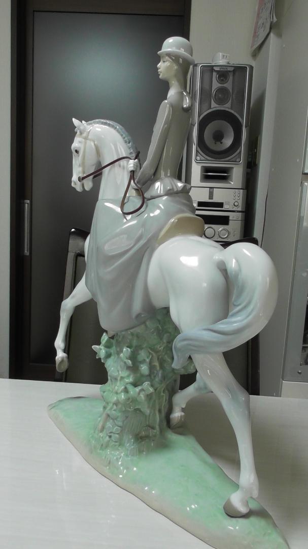 最安価格 リヤドロ LLADRO 【白い馬の少女】9 L473 リアドロ 45cm 置物