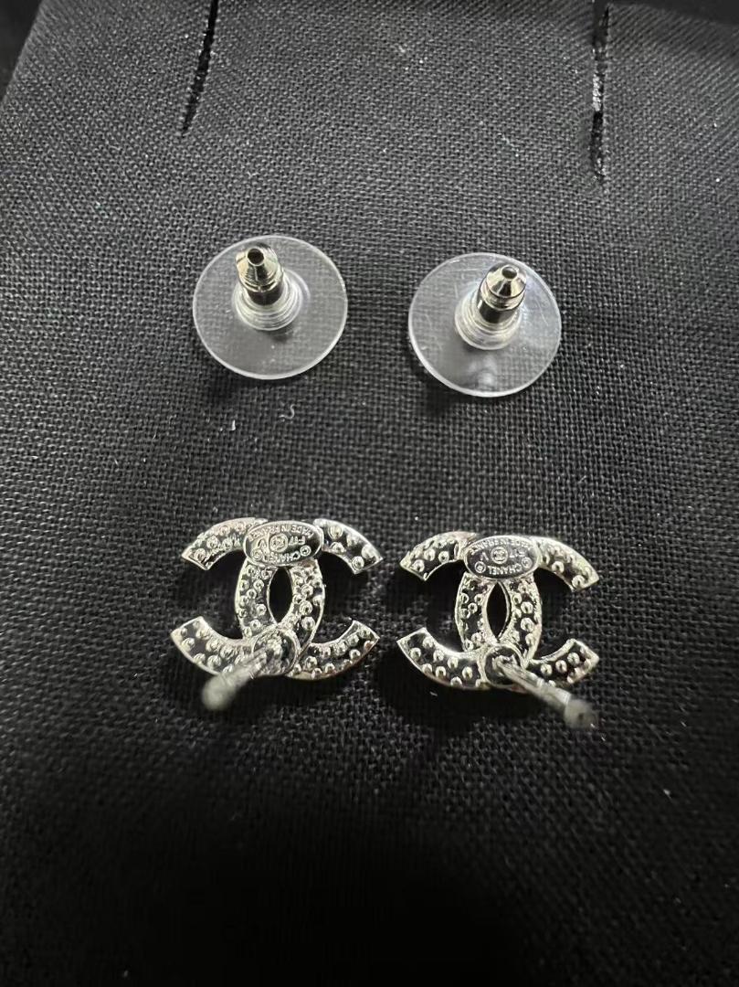 CHANEL シルバー スタッドピアス 楽天市場】【ギフト品質】シャネル CHANEL スタッド ピアス