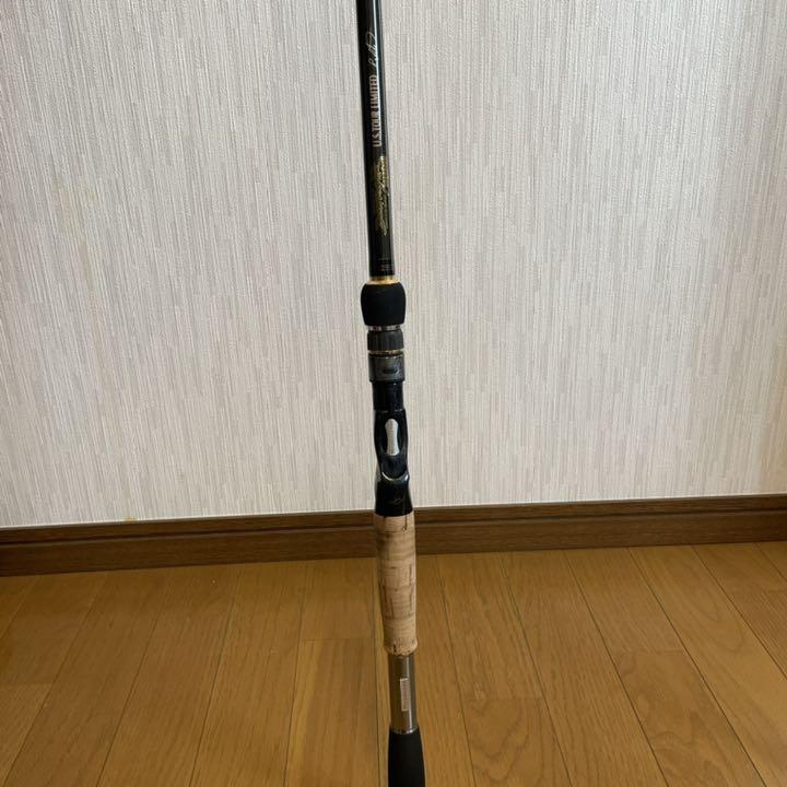 国内正規品】 メガバス トマホーク GT3 F4-610 GT3 紫竜 使用極々僅か 激安正規 メガバス 紫竜 GT3 F4-70 トマホーク ロッド