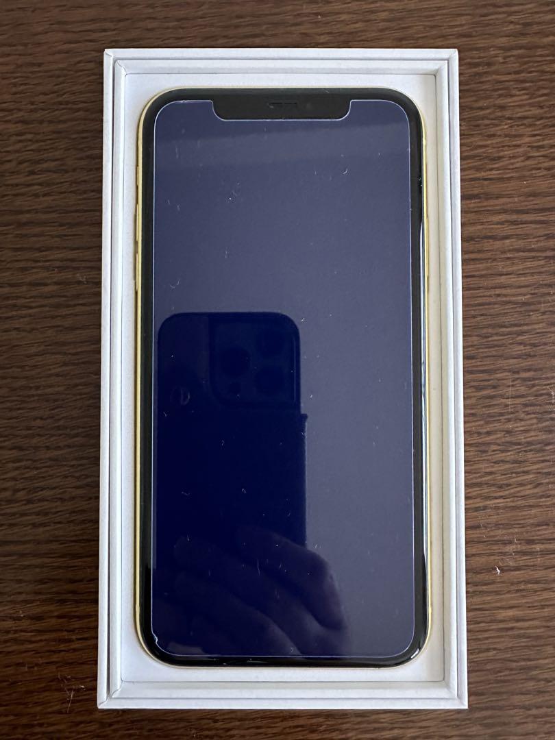 iPhone 11 イエロー 64 GB docomo