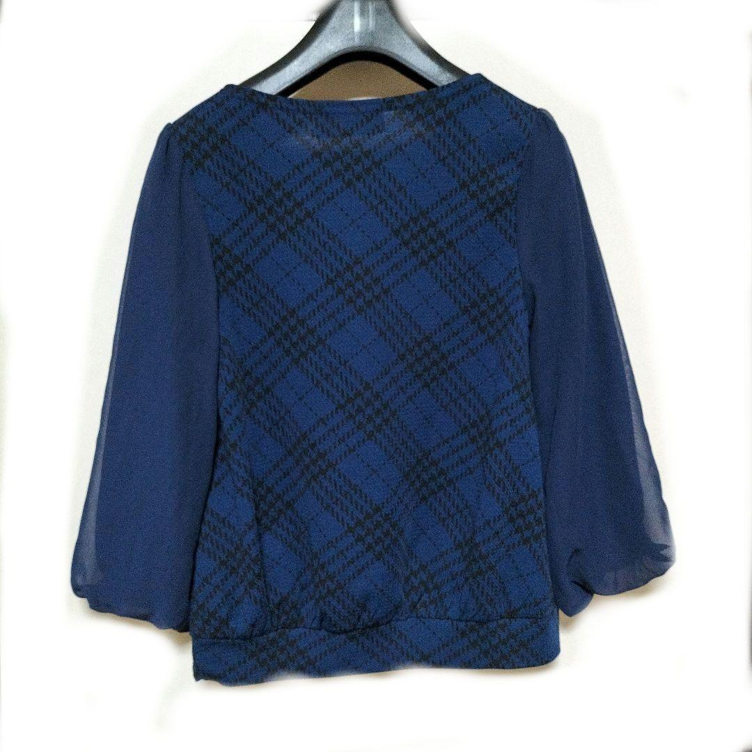 【Le temps calme】♥胸元⚪ビーズ付き✿藍色のフリルブラウス♦
