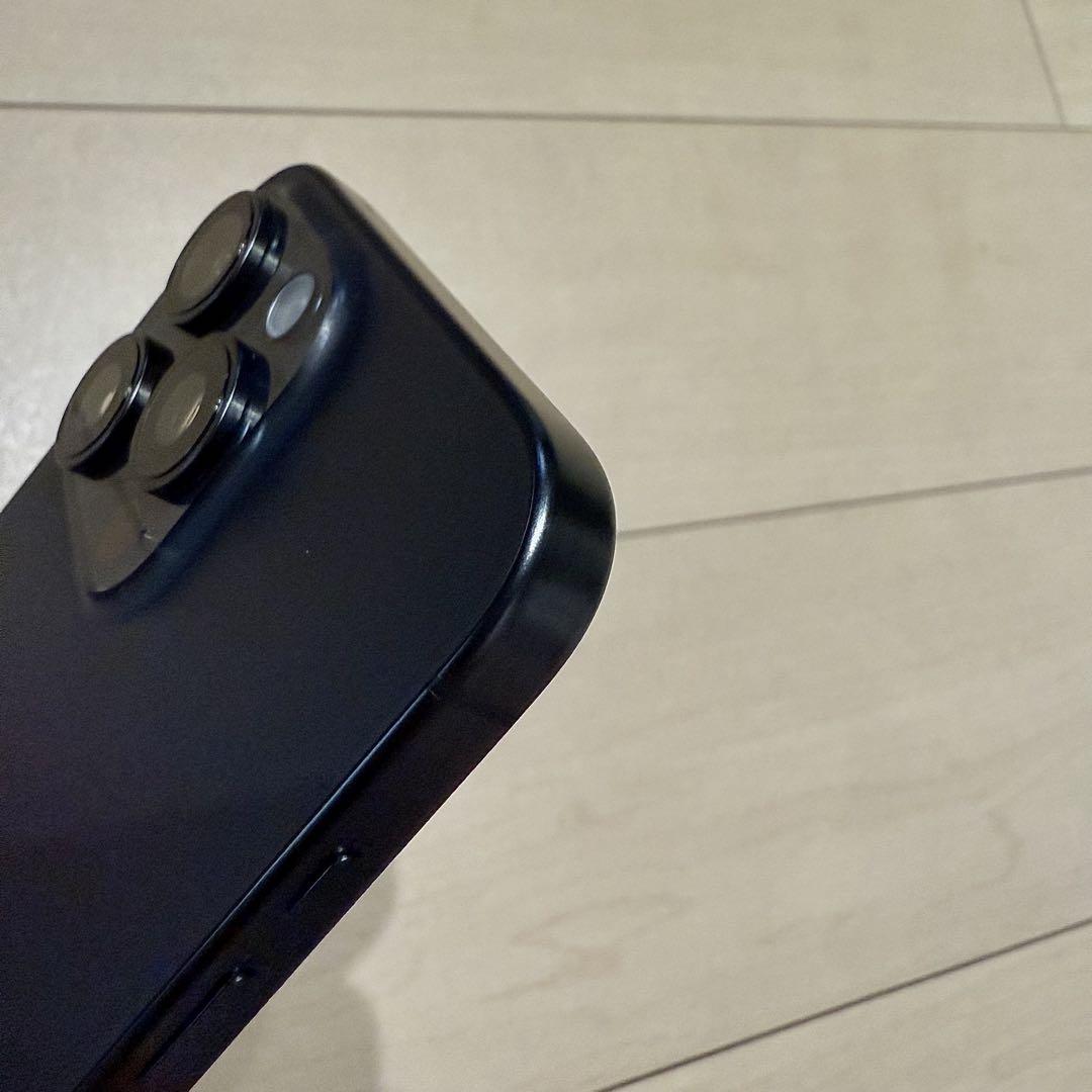 [ランク:A]Apple iPhone 15 Pro Max ブラックチタニウム