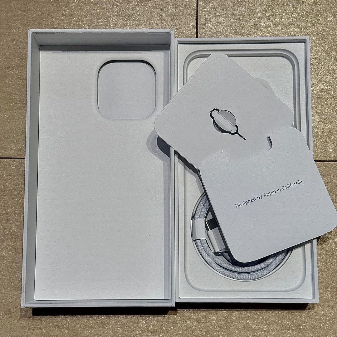 [ランク:A]Apple iPhone 15 Pro Max ブラックチタニウム