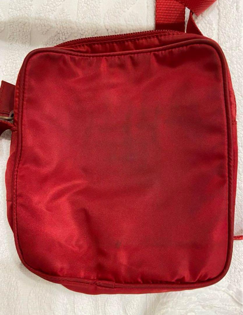 lilliさん専用　プラダ　PRADA ショルダーバッグ　レッド　赤　斜め掛け
