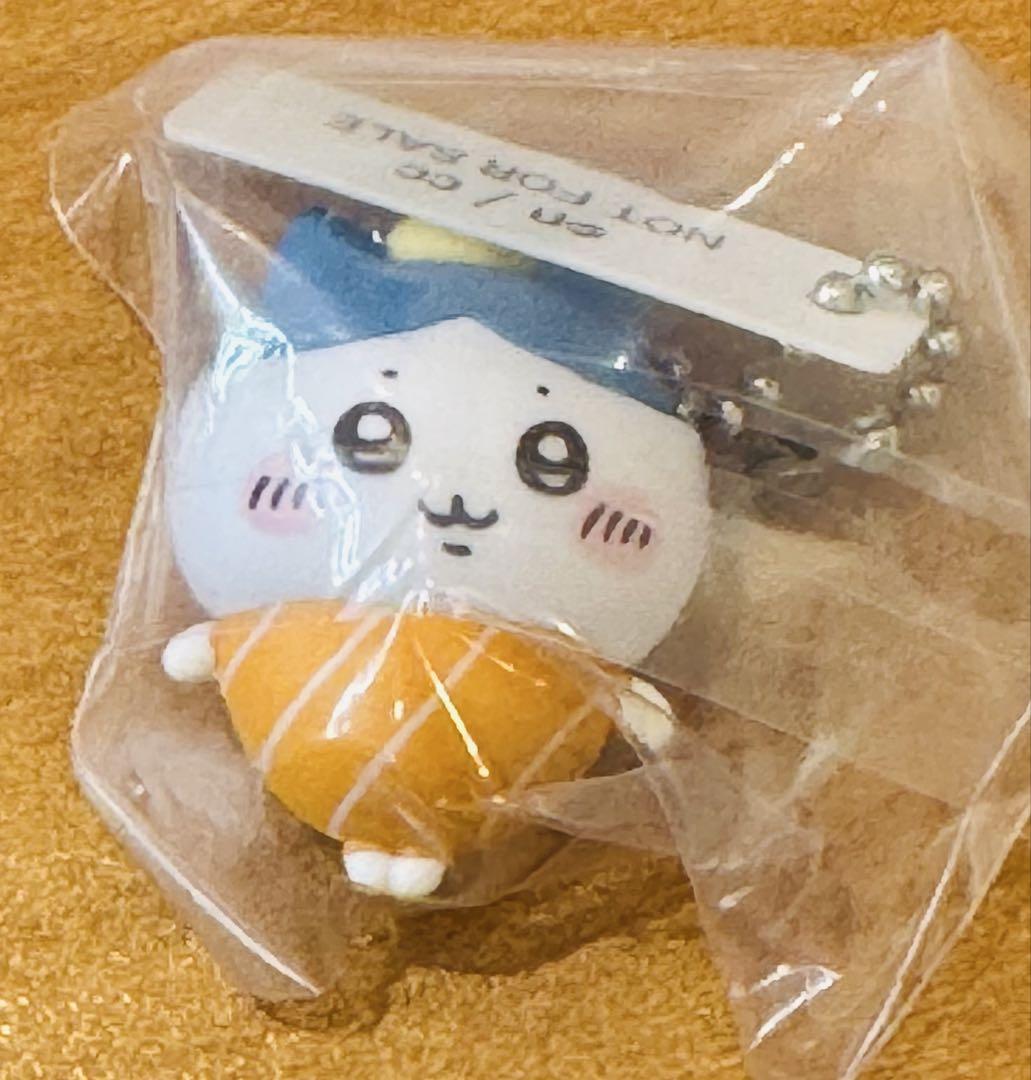 くら寿司　ちいかわ　びっくらポン　フィギュア ちいかわ くら寿司 ビッくらポン フィギュア ハチワレ - メルカリ