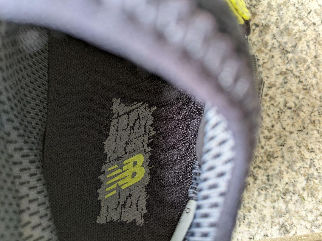 極美品✨ ニューバランス ツインダイヤル FRESH FOAM HIERRO