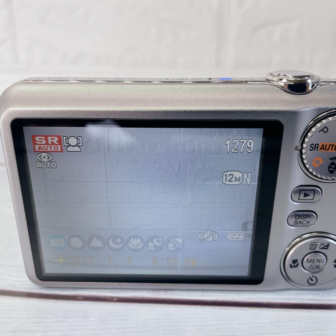 動作品　FUJIFILM デジタルカメラ FinePix JX200 シルバー
