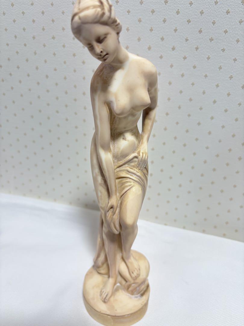 イタリア彫刻　A.Santini Italy A. Santini Classic Figurine. For Sale at Ruby Lane