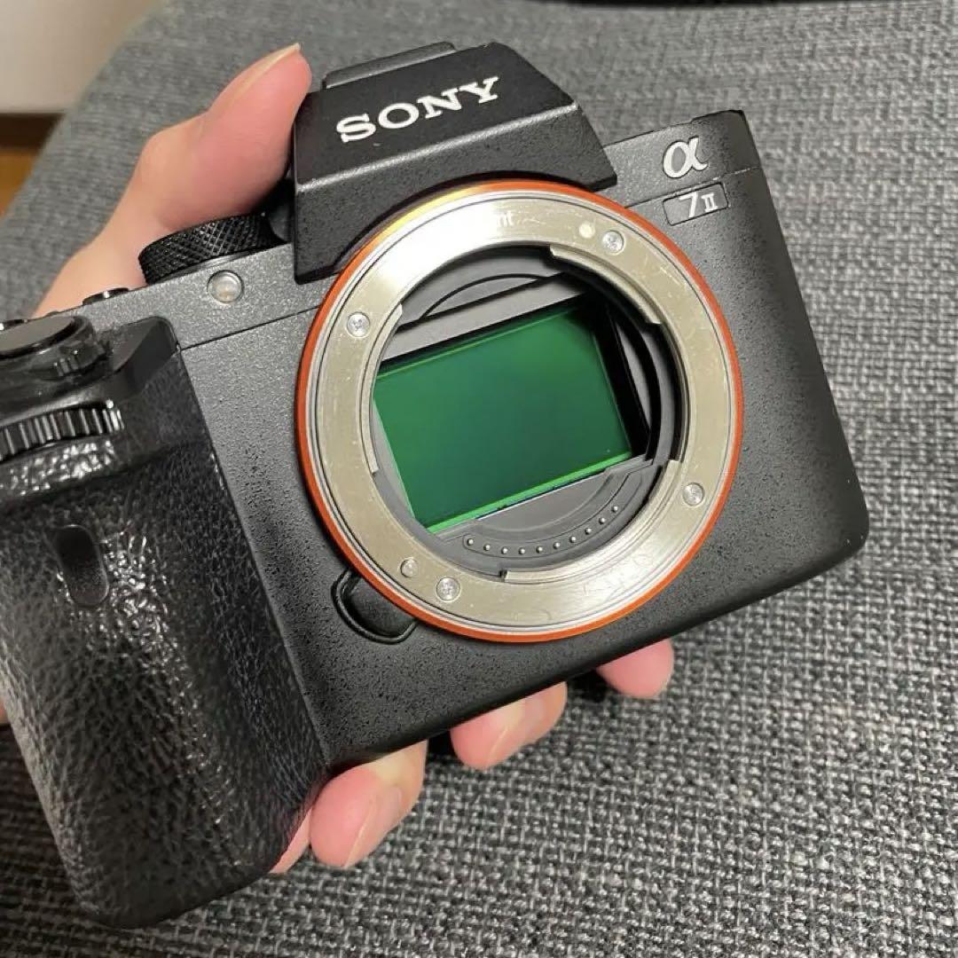 送料無料特別価格 【美品】SONY ILCE−7M2 α7ii 本体 バッテリーおまけ付き