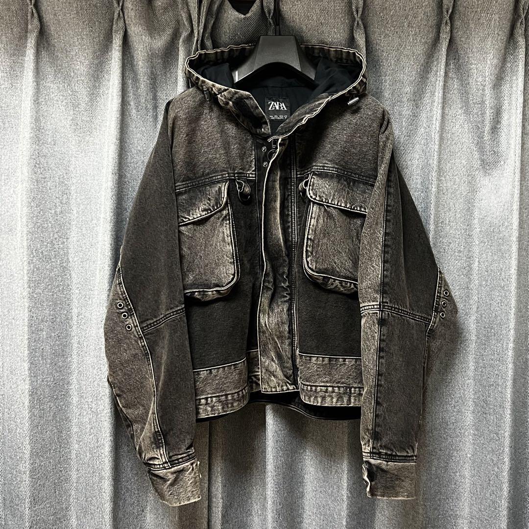 ZARA コントラストフード付きデニムジャケット 短丈 ZARA コントラストフード付きデニムジャケット 短丈