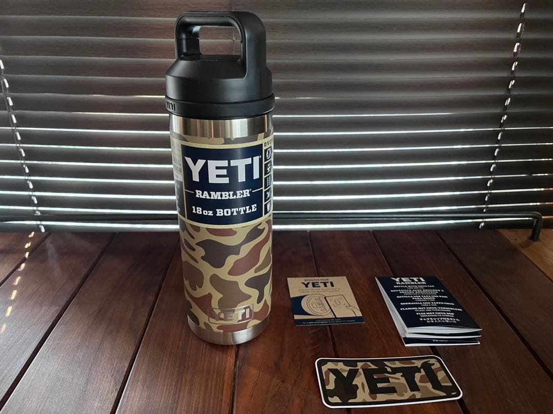 YETI Rambler 18 oz Bottle 迷彩
