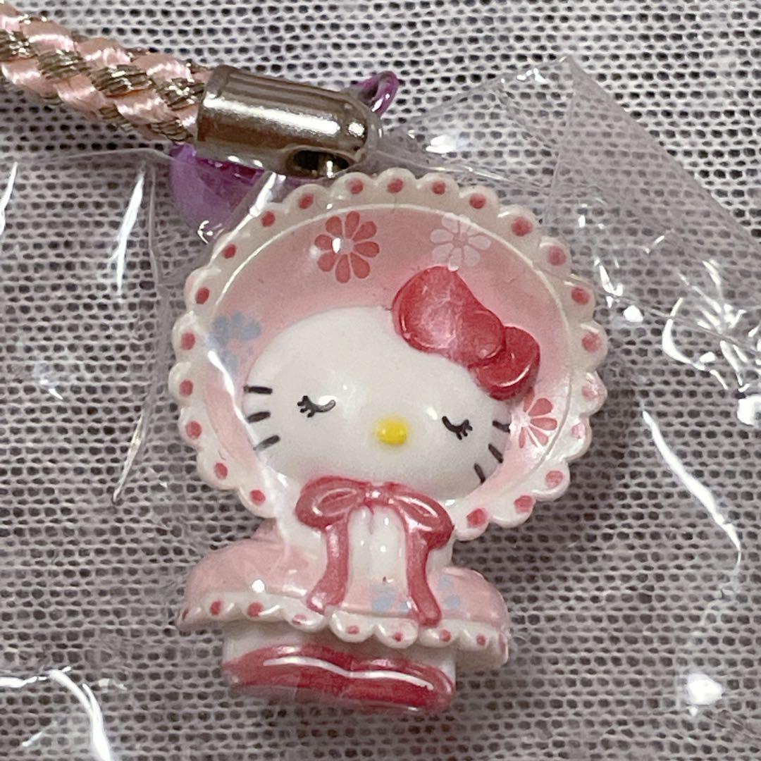 ご当地キティ♡激レア♡神奈川限定 横浜ロリータバージョンキティちゃん根付け ご当地キティ♡激レア♡神奈川限定 横浜ロリータバージョン