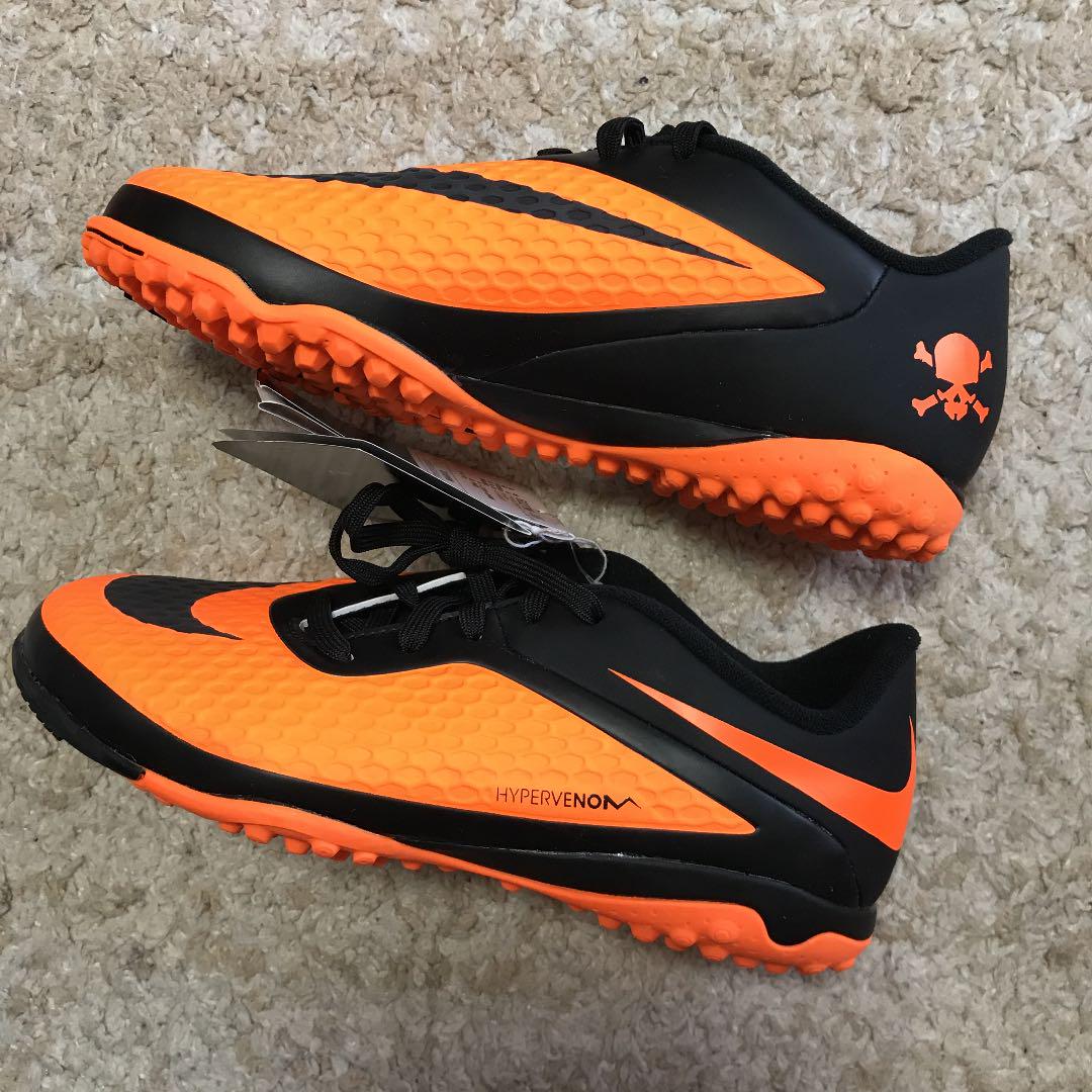 メルカリ ナイキnike トレーニングシューズトレシュー ハイパーヴェノム ジュニア23 ナイキ 6 000 中古や未使用のフリマ メルカリ ナイキnike トレーニングシューズトレシュー ハイパーヴェノム ジュニア23 ナイキ 6 000 中古や未使用のフリマ