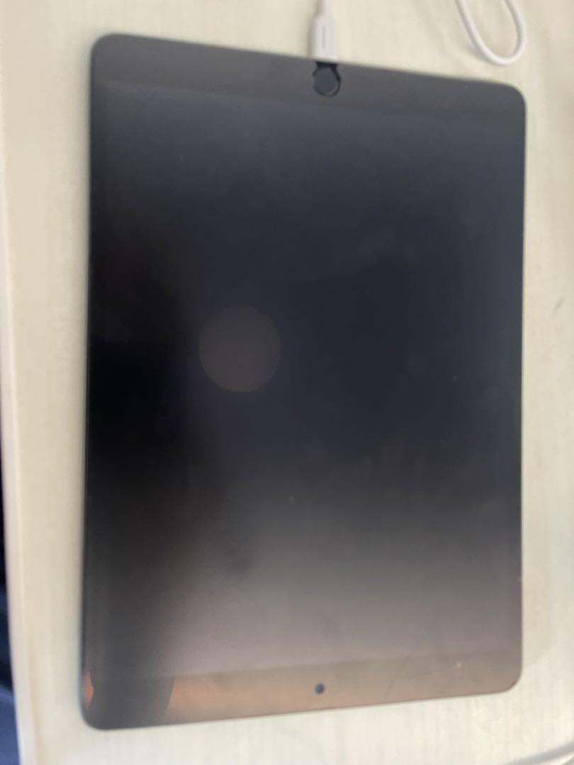 即購入可❗️ケース付き❗️】iPadAir3❗️外傷ほとんど無し❗️完璧作動❗️ 即購入可❗️ケース付き❗️】iPadAir3❗️外傷ほとんど無し❗️完璧作動❗️