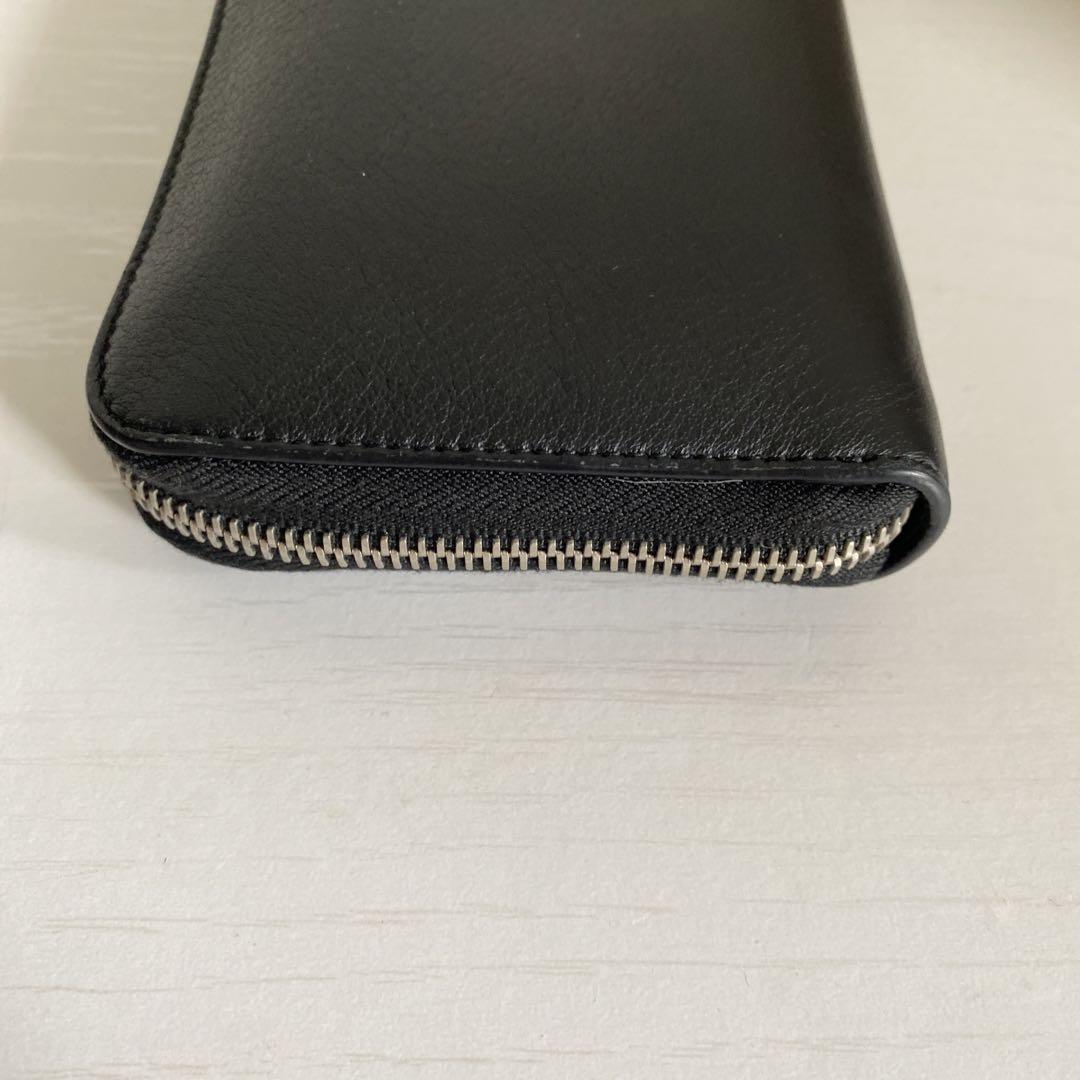BALENCIAGAロゴ長財布