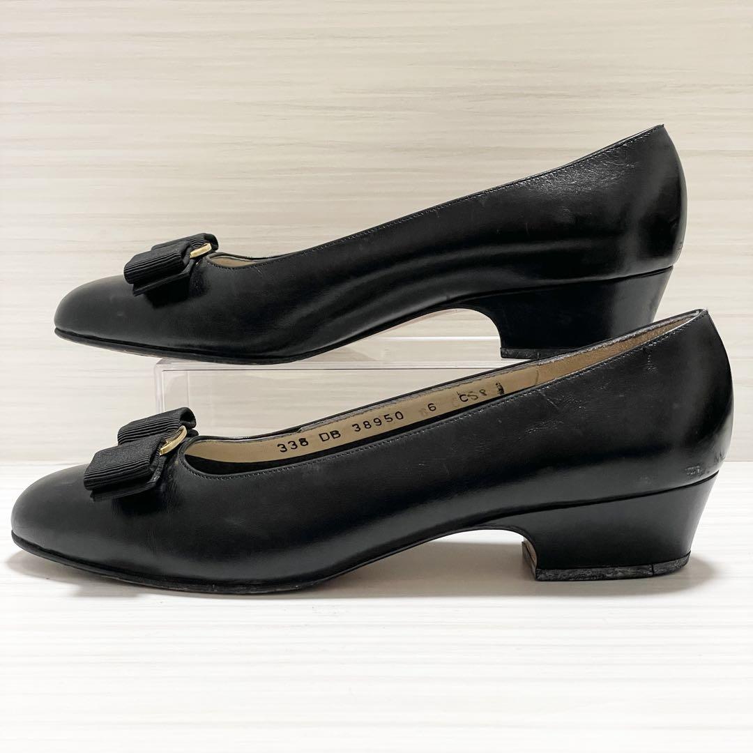 Salvatore Ferragamo フェラガモ　パンプス　ヴァラ　23.0㎝
