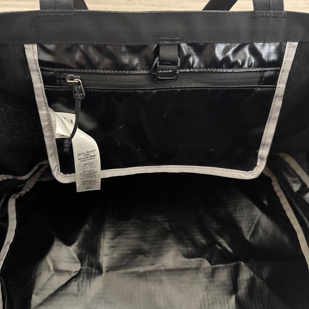 バッグ patagonia Black Hole Tote 25L