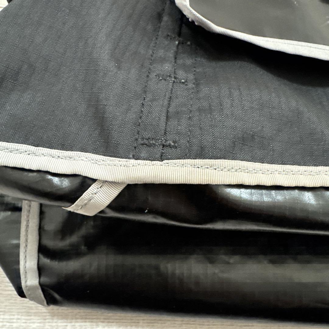 バッグ patagonia Black Hole Tote 25L