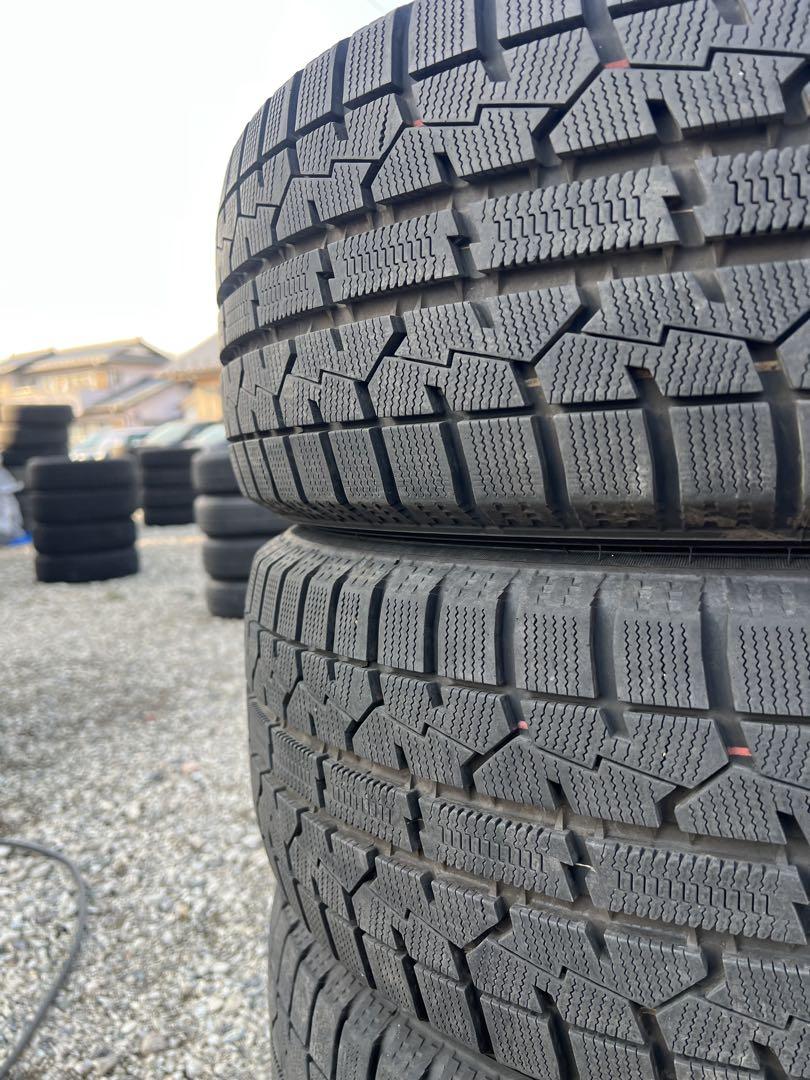 トーヨー　オブザーブ　ガリットギズ　215/55r17 22年製　極上バリ山