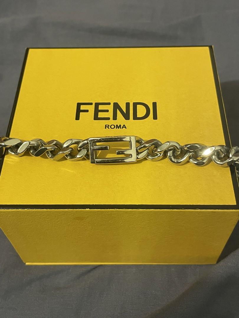 超美品！！ FENDI バケットブレスレット M 12.18日発送