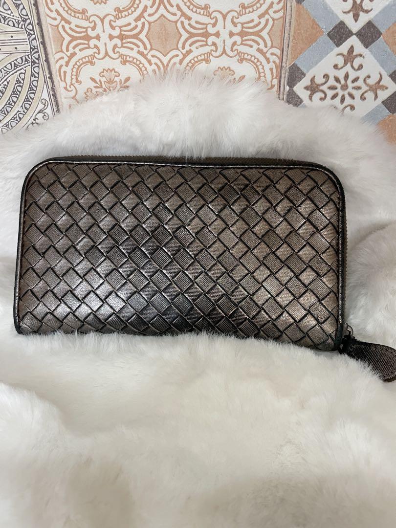 【じゅんちゃん】BOTTEGAVENETA ボッテガヴェネタ　長財布レザー