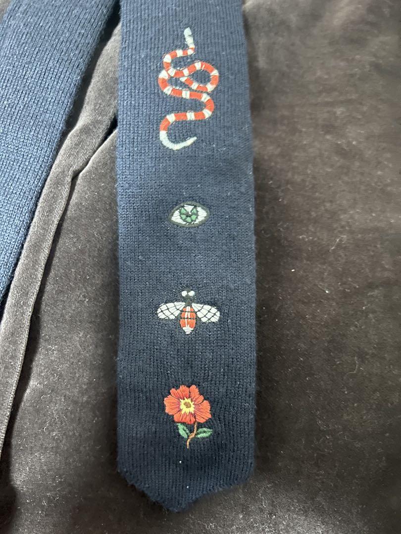 GUCCI 20SS エンブロイダリーネクタイ 「BTSテテ着用」