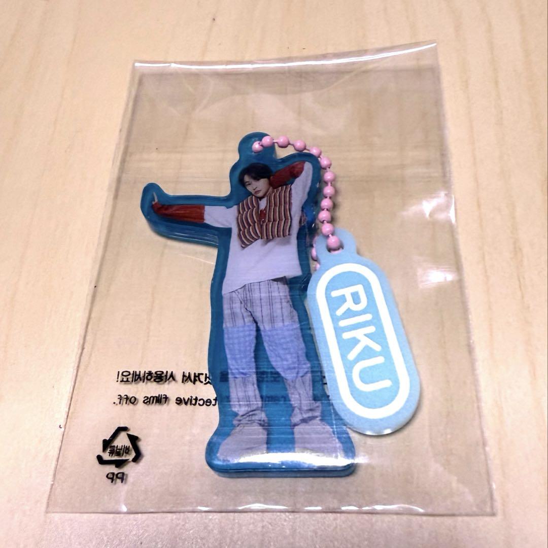 新品未開封 NCTWISH リク アクリルキーホルダー log in 新品未開封】NCT WISH リク RIKU アクリルキーホルダー アクキー